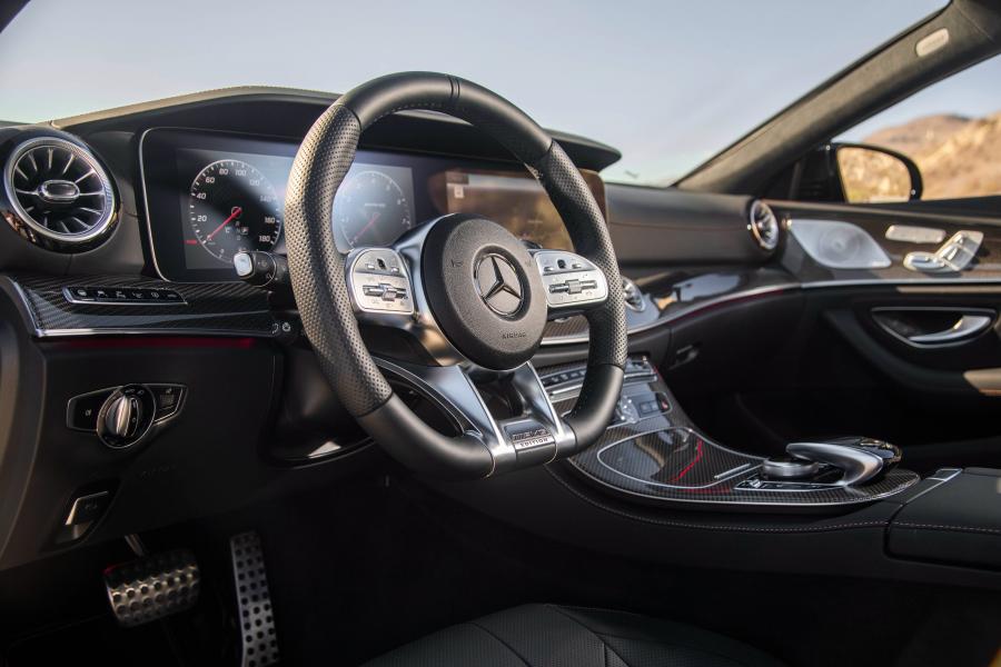 Интерьер Mercedes-AMG CLS53 4Matic+ (C257) 2018 года  (NA) (фото 26 из 40)